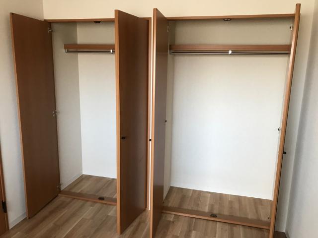 収納　クローゼット