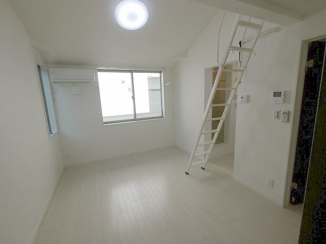 居室・リビング　★お部屋探しは、タウンハウジング多摩センター店へ★