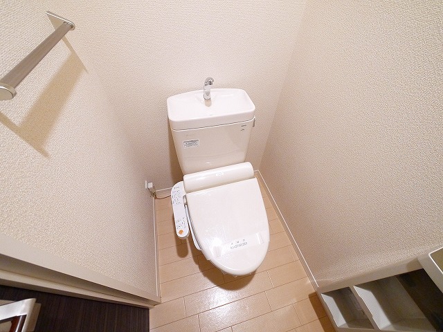 トイレ　清潔感のあるトイレです