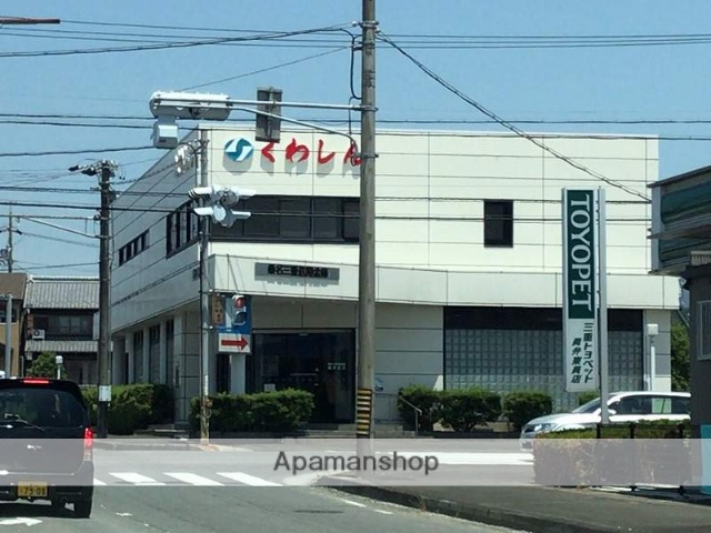 銀行　桑名信用金庫（銀行）まで3947m