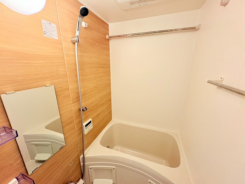 バス・シャワールーム　※他号室参考写真