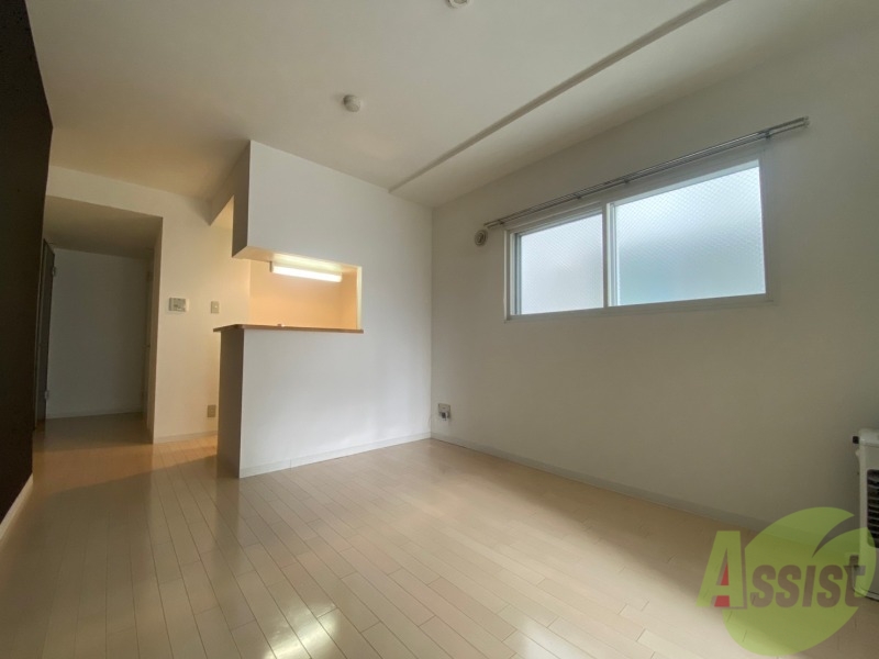 居室・リビング　広くてキレイなお部屋が広がっていて、充実した生活が送れそう。