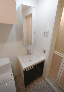 洗面設備　ＧＥＮＯＶＩＡ両国VI　ｇｒｅｅｎ　ｖｅｉｌ