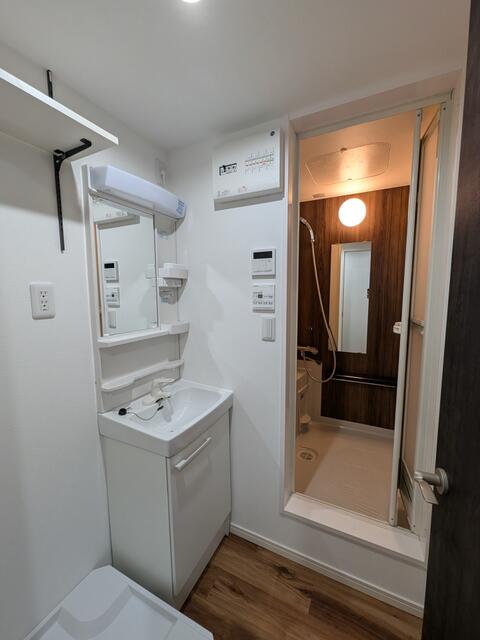 洗面設備　現況を優先します。