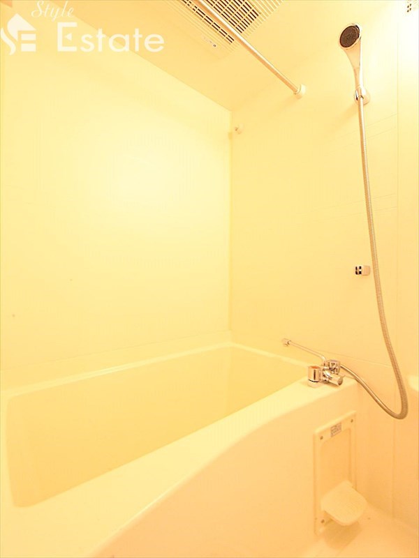 バス・シャワールーム　バスルーム