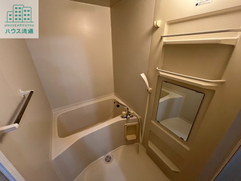 バス・シャワールーム　※別号室※