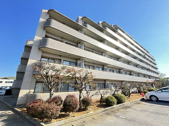 建物外観　人気のリノベーション物件！！おおたかの森徒歩16分