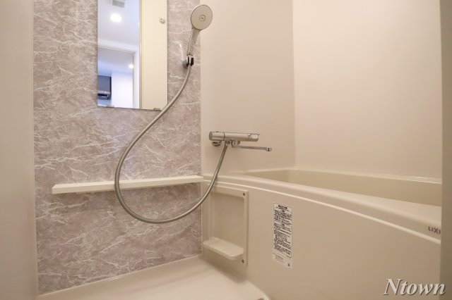 バス・シャワールーム　きれいなお風呂です