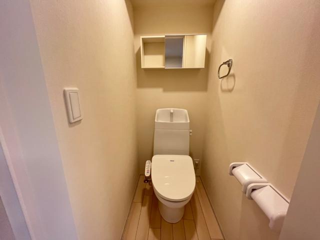 トイレ　シャワー付トイレ