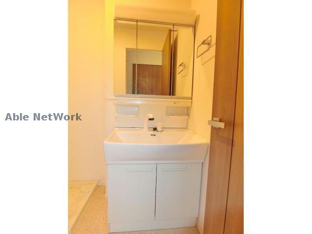 洗面設備　反転タイプ