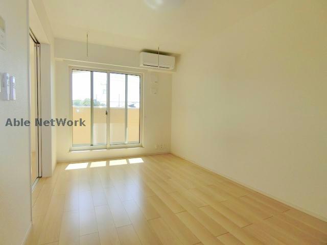 居室・リビング　反転タイプ