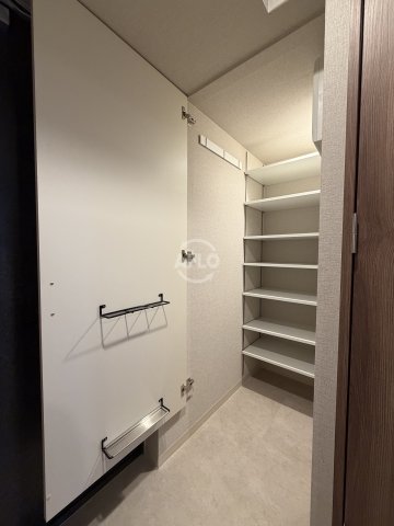 収納　エスリードレジデンス ザ・グラン南堀江　収納