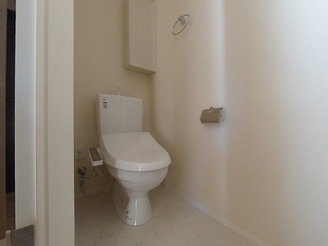 トイレ　お問合せは048-776-5175　レーベンハウス上尾東店へ