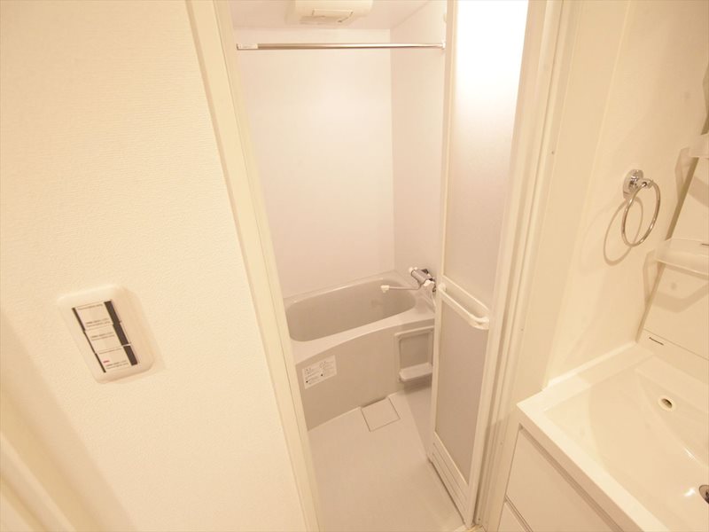 バス・シャワールーム　バスルーム　浴室暖房乾燥機付バス