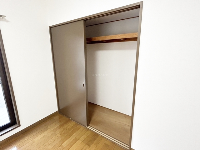 収納　洋室の収納です☆