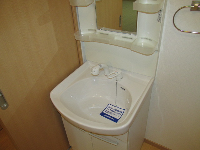 洗面設備　シャンドレ洗面台。オシャレさんには必需品