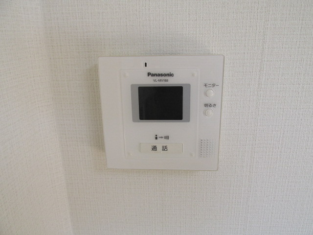 セキュリティ　モニター付で防犯バッチシ。