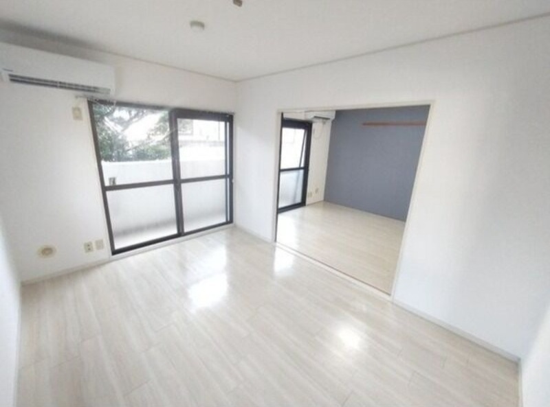 居室・リビング　図面と現状に相違がある場合には現状を優先