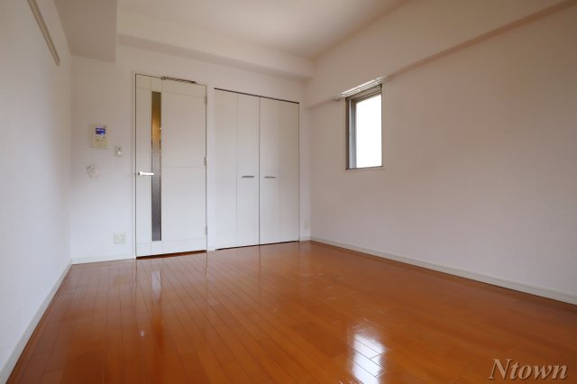 居室・リビング　ゆったり過ごせる居間です