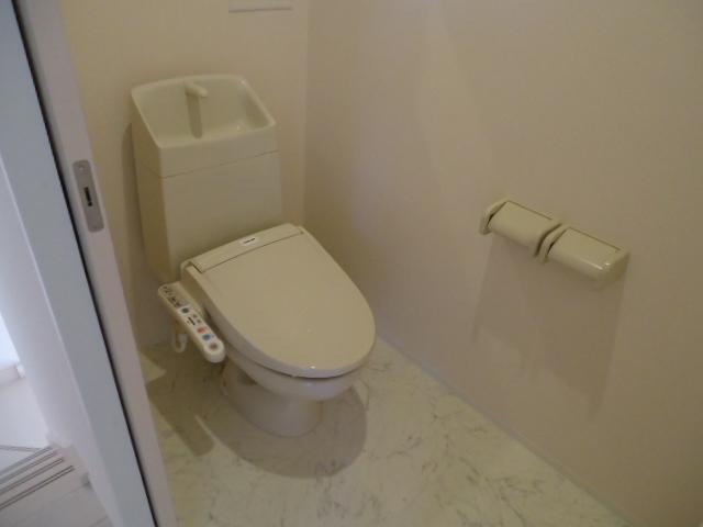 トイレ　シャワー付トイレ