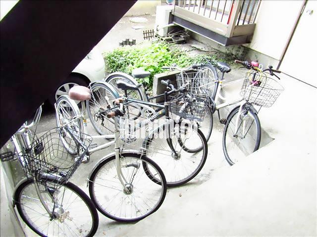 駐車場　入居者様専用の自転車置場です