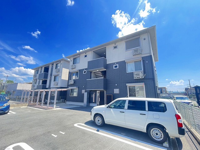 建物外観　キレイな外観です。