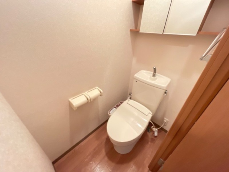 トイレ　図面と現状に相違がある場合には現状を優先