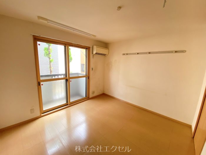 居室・リビング　エアコン付きで快適