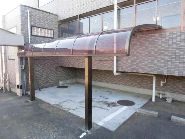 その他共有部分　屋根付き駐輪場