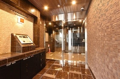 エントランス　★オートロック★