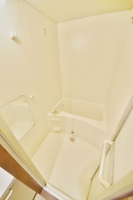 バス・シャワールーム　★すっきりきれいなバスルームです★