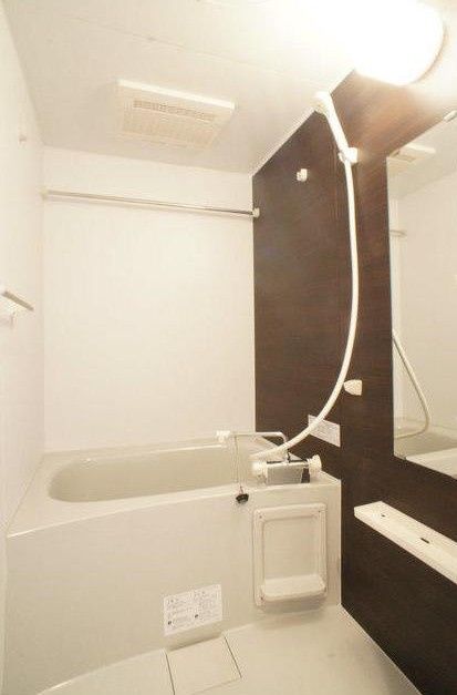 バス・シャワールーム　お風呂です