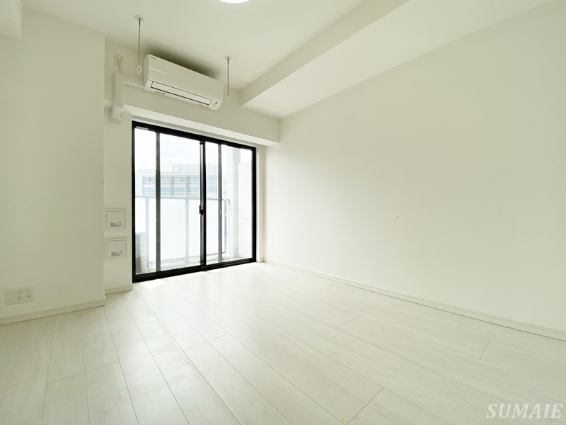 居室・リビング　8.3帖のリビングです☆