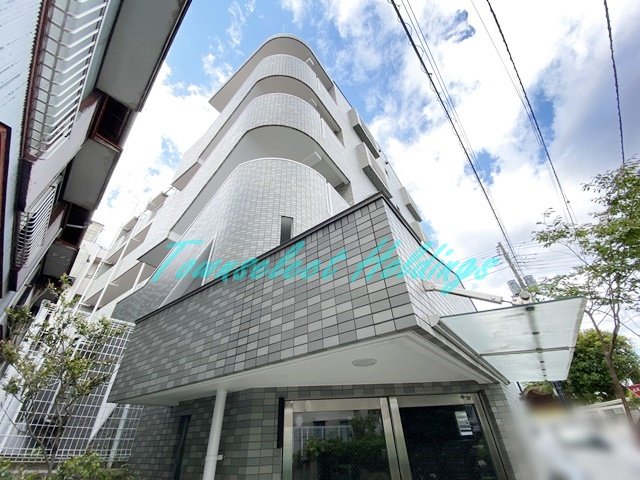 建物外観　鉄筋コンクリートマンションで防音面も安心♪
