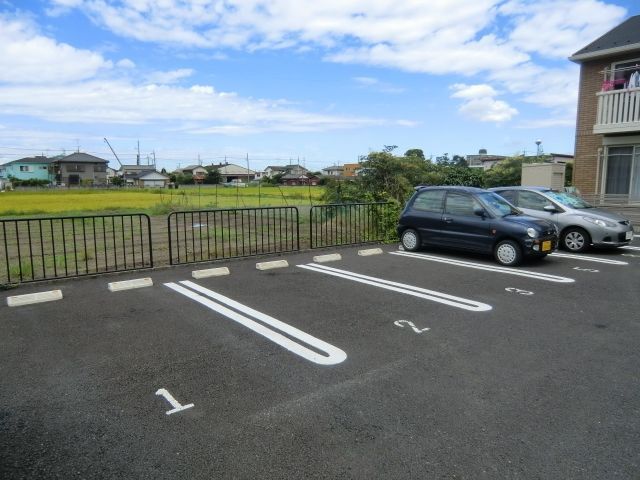 駐車場　敷地内駐車場