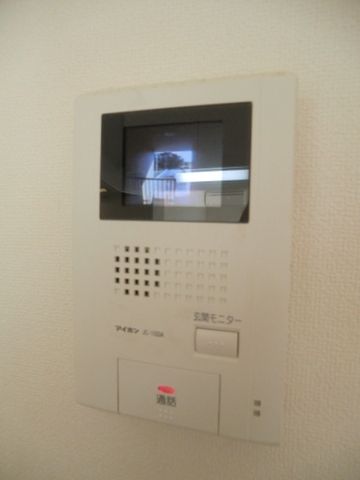 セキュリティ　ＴＶドアホンで室内から来客応対が可能です