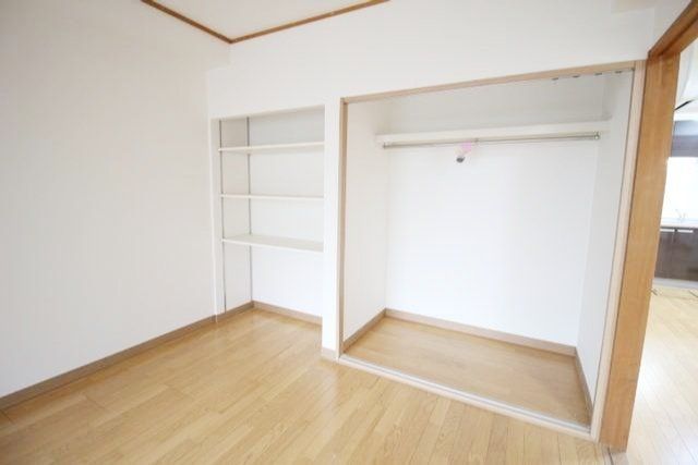 収納　クローゼット収納新設