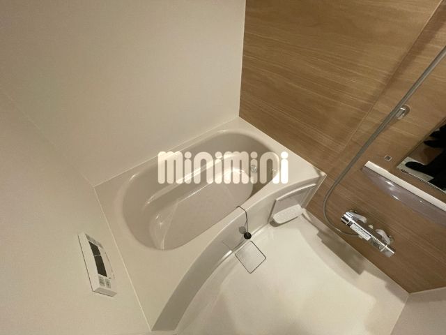 バス・シャワールーム　同間取り別部屋写真です