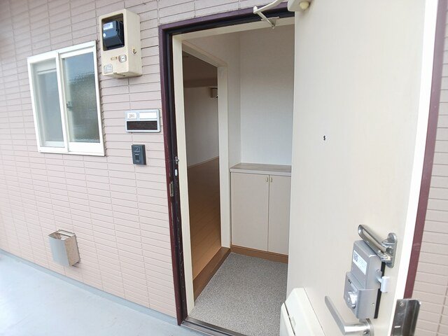玄関　明るい玄関です