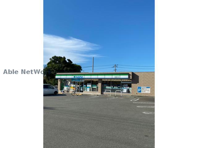 コンビニ　ファミリーマート阿南富岡小山店（コンビニ）まで358m