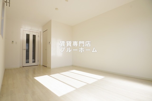 居室・リビング　洋室9.4帖！