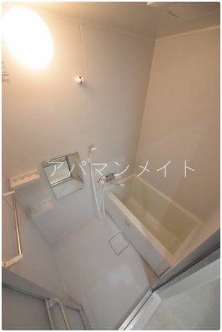 バス・シャワールーム　日々の疲れを癒すお風呂付です