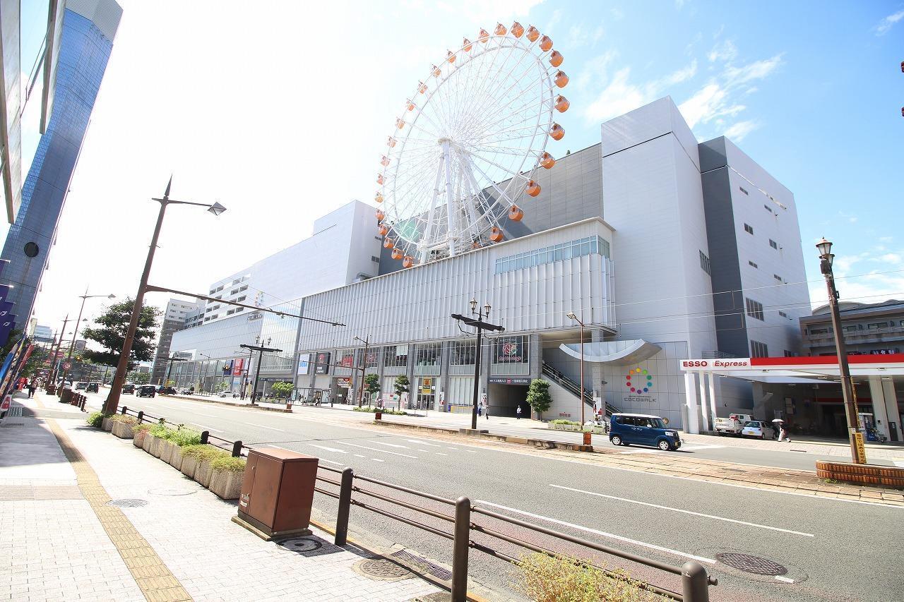 ショッピングセンター　みらい長崎ココウォーク（ショッピングセンター）まで375m