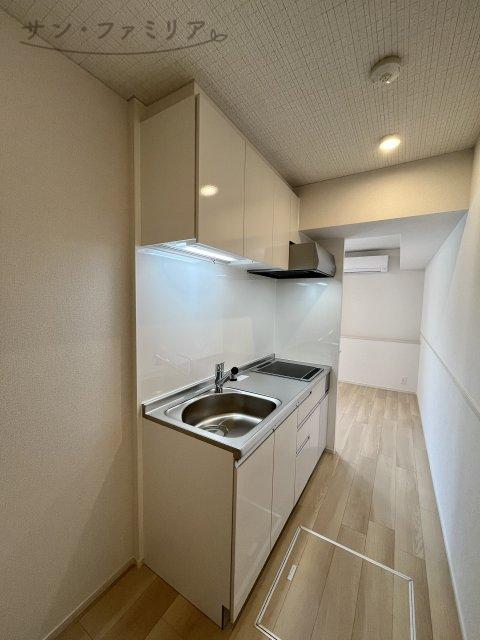 キッチン　同一物件別部屋写真