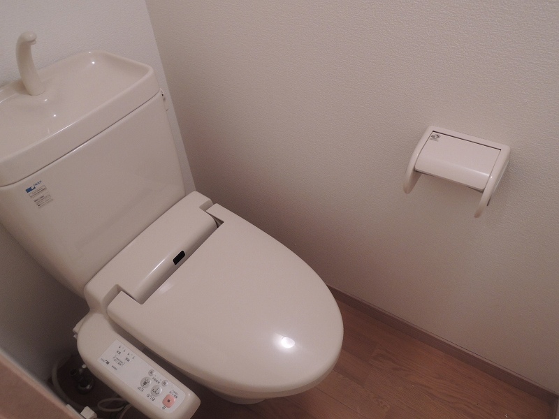 トイレ　同物件別室の参考写真です。現状を優先します。
