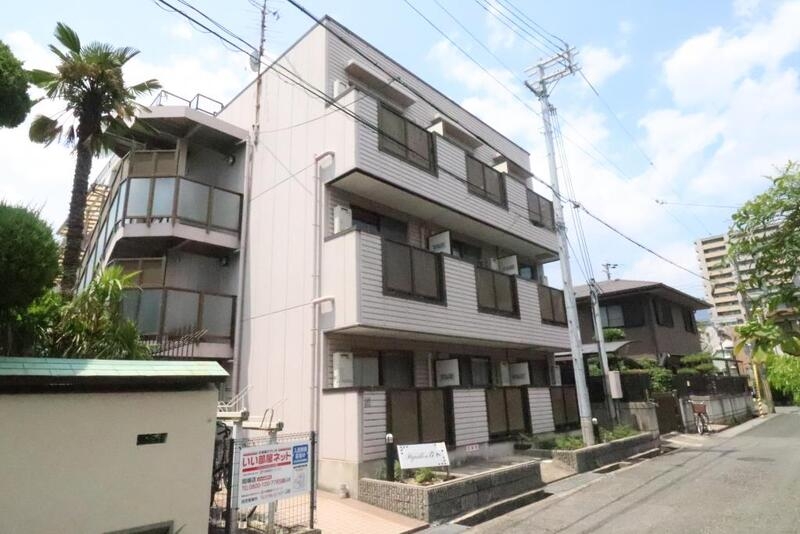 建物外観　東灘区北青木「パピヨン青木」