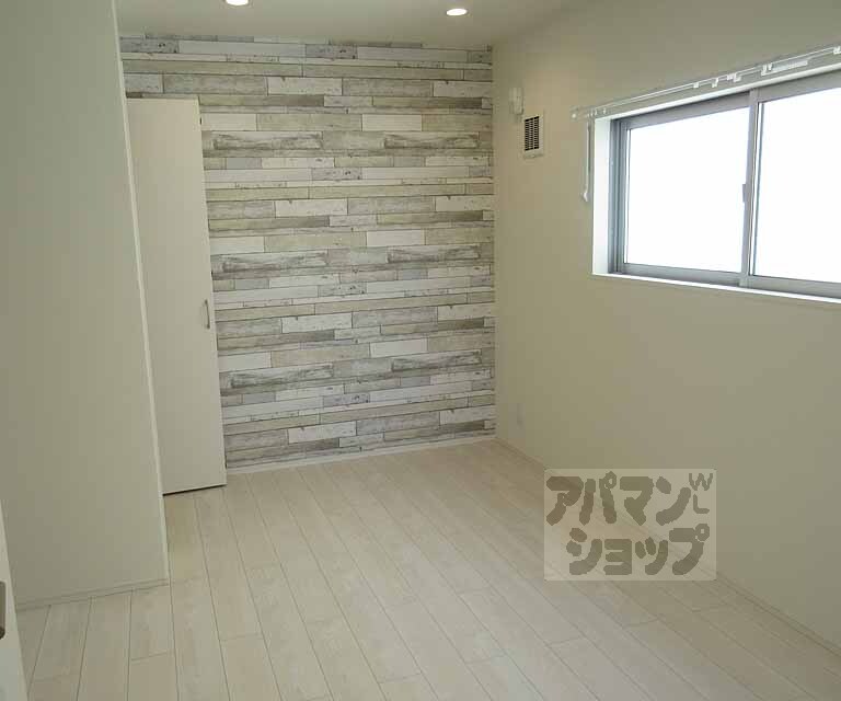 居室・リビング　アクセントクロスがお洒落ですね！