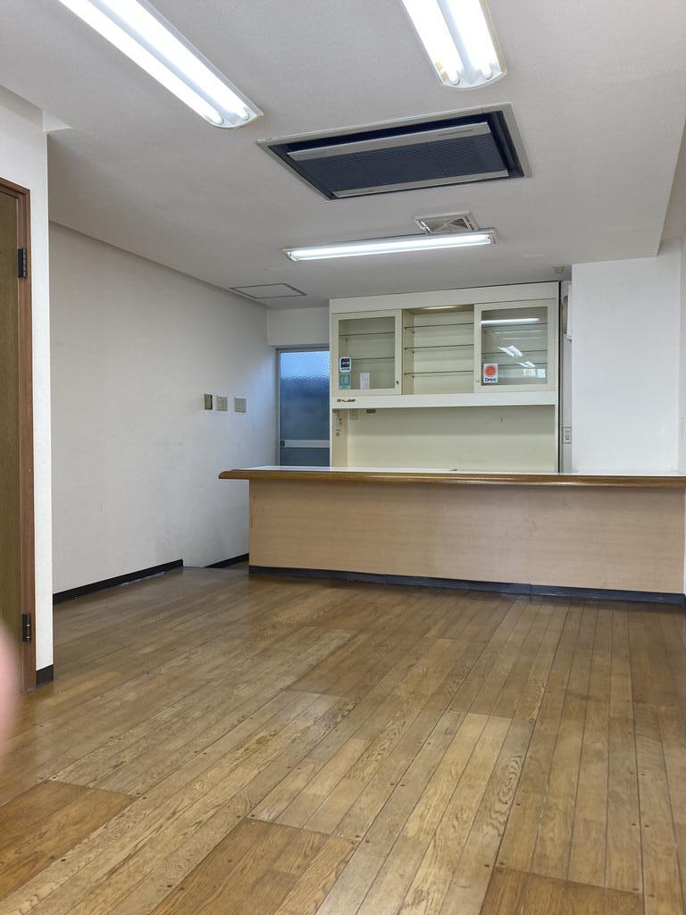 中川西店舗付き戸建の内装写真