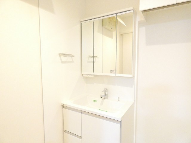 洗面設備　※同物件他部屋参考写真です※