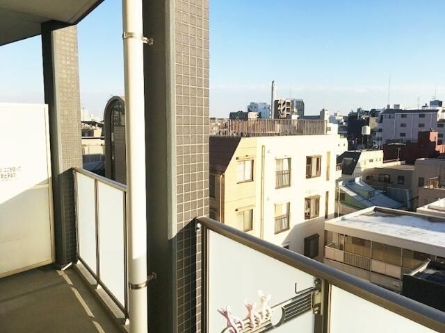 バルコニー